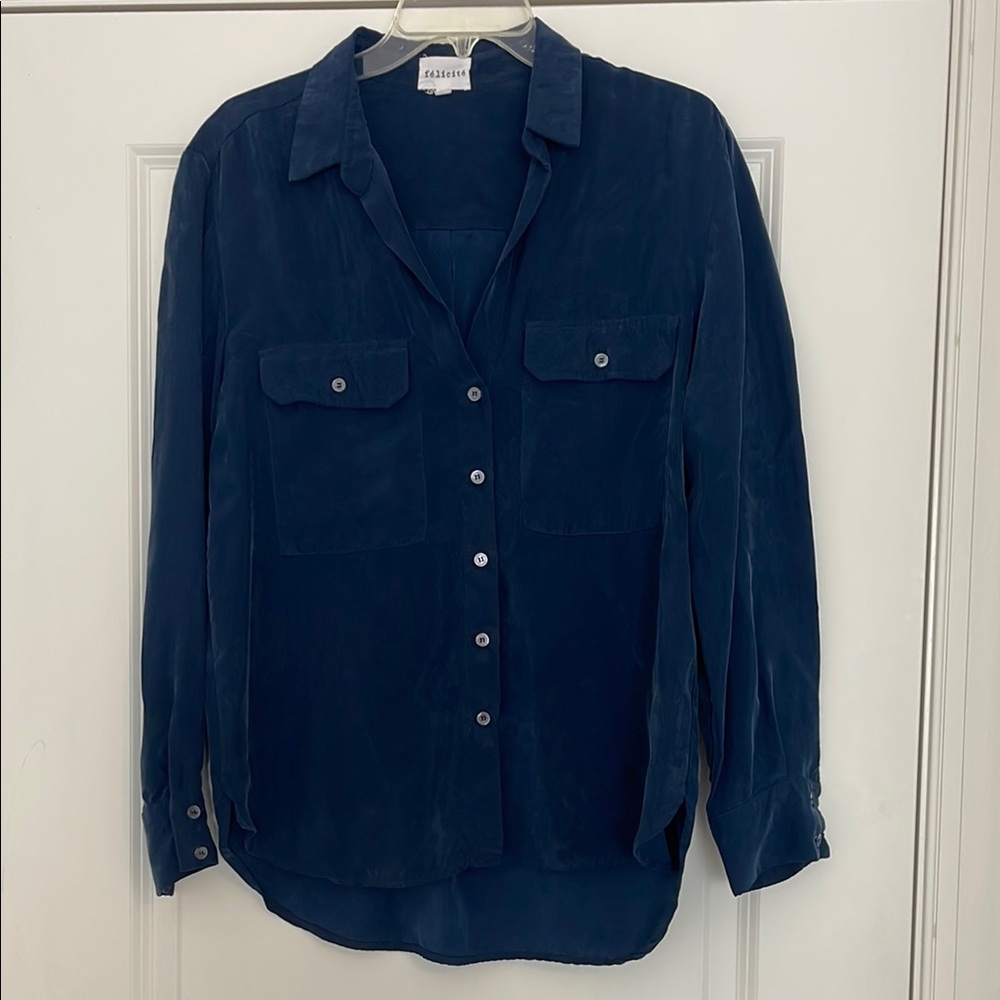 Felicite Navy Button Up Top Minimalist Preppy Quiet Luxury 90s Minimalist Style